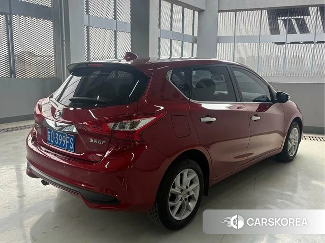 Nissan TIIDA id 4241924 из Китая 12