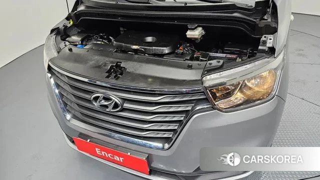 Hyundai The New Grand Starex id 3608303 из Кореи 16