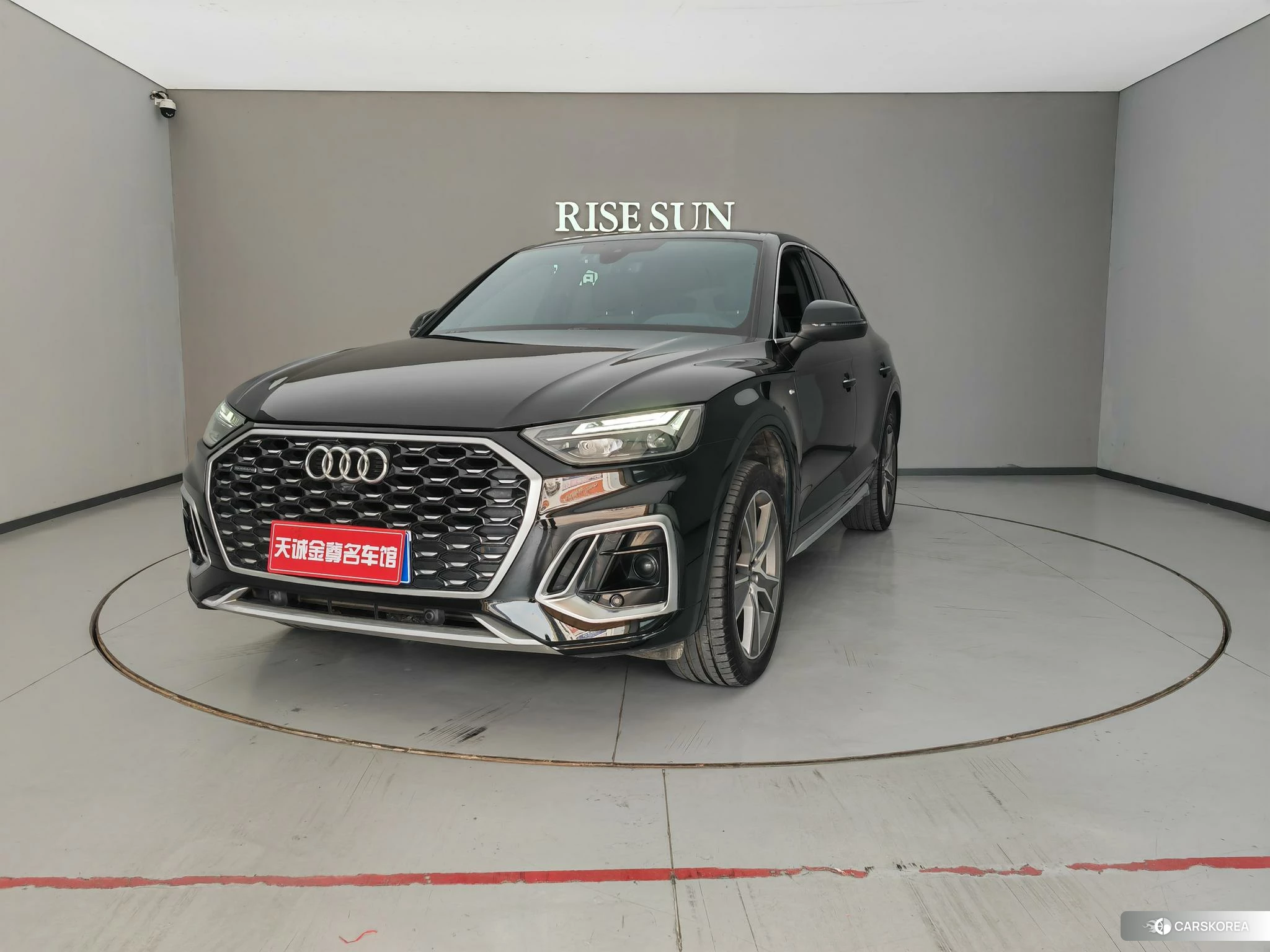 Audi Q5L id 4510301 из Китая 8