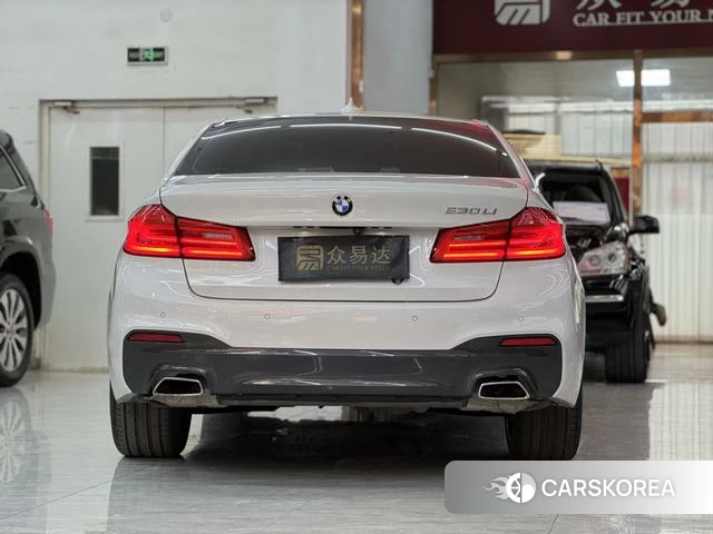 BMW 5 series id 4236552 из Китая 31