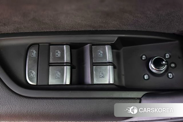 Audi Q5L id 4260819 из Китая 23