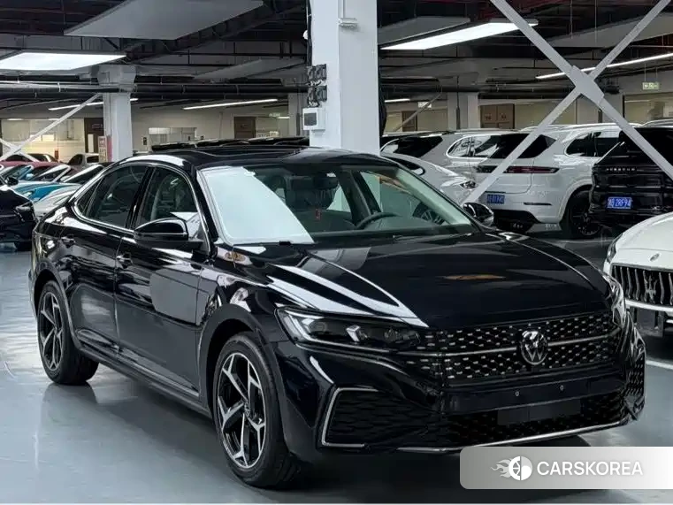 Volkswagen Passat 2026 Черный из Китая, фото 6