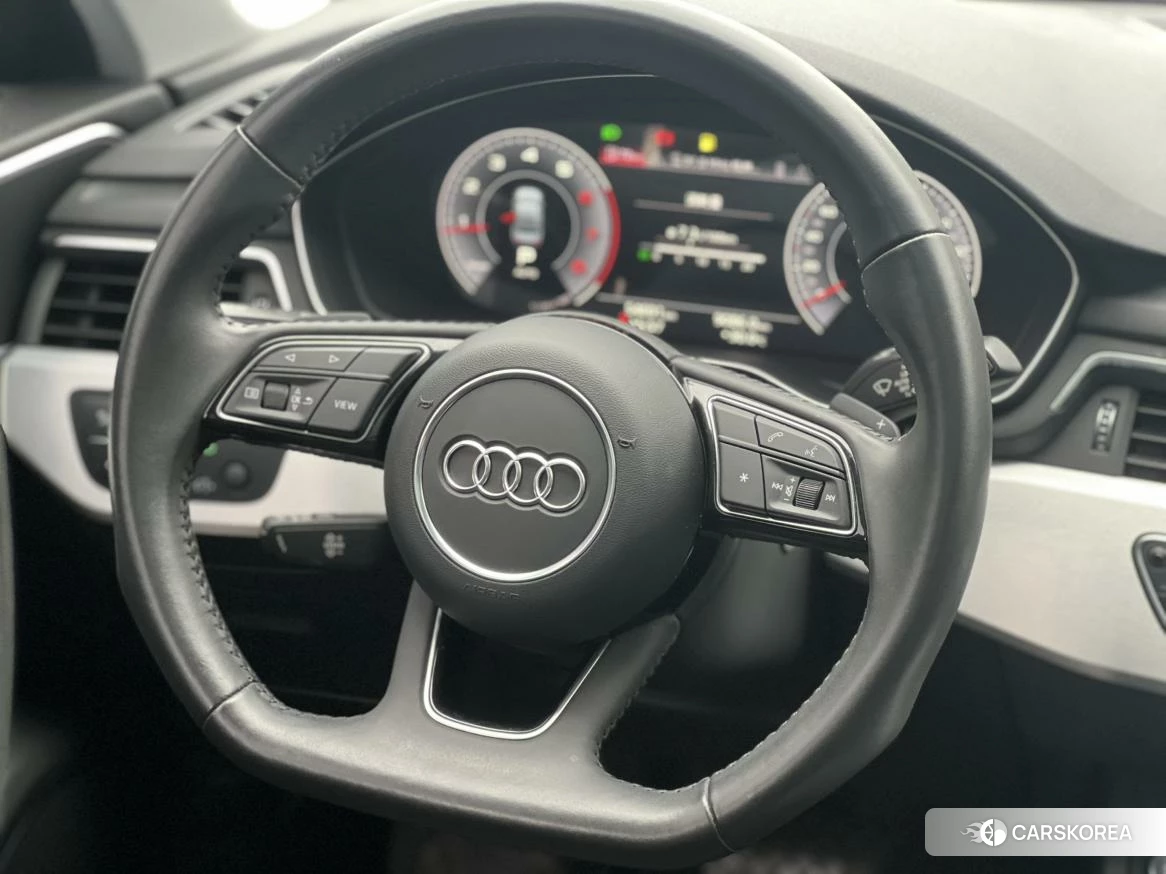 Audi A4L id 4479361 из Китая 18