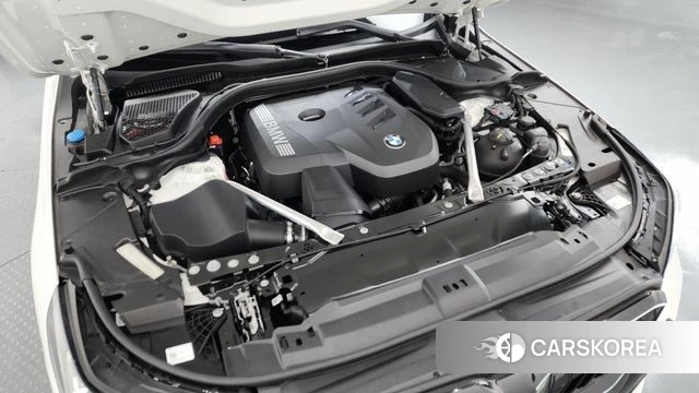 BMW 5 Series (G60) id 4308405 из Кореи 37