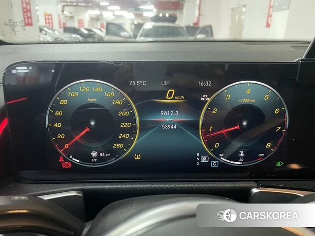 Mercedes-Benz GLB 2022 Белый из Китая, фото 6