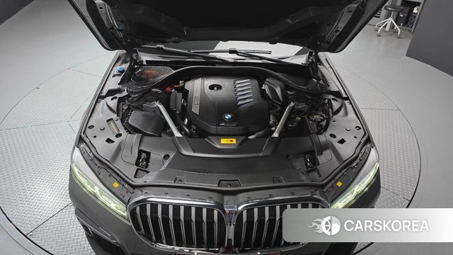 BMW 7 Series (G11) id 4423599 из Кореи 32