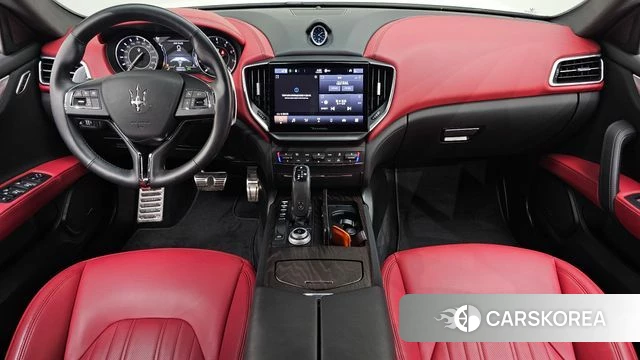 Maserati Ghibli id 4322546 из Кореи 29