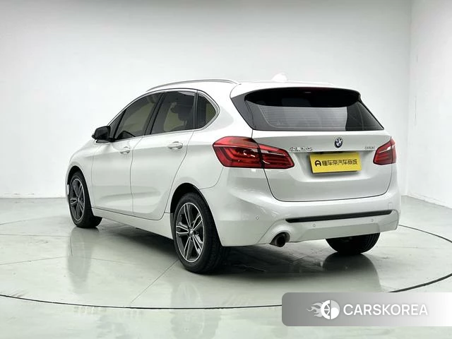 BMW 2 series station wagon id 4221418 из Китая 16