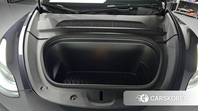 Tesla Model Y id 4757234 из Кореи 29