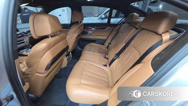 BMW 7 Series (G11) 2020 Серебряный из Кореи, фото 6