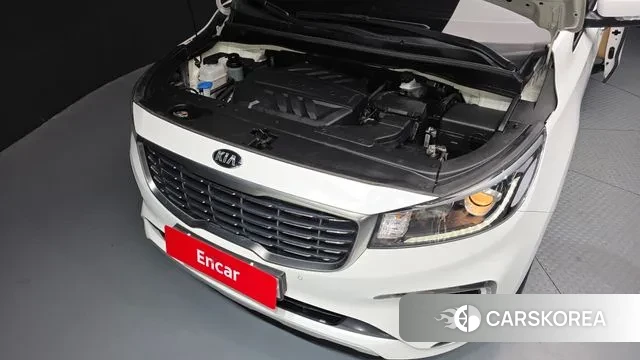 Kia The New Carnival id 3391216 из Кореи 16