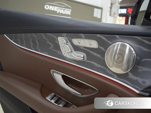 Mercedes-Benz E-Class W213 id 4303429 из Кореи 16