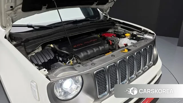 Jeep Renegade id 3439606 из Кореи 16