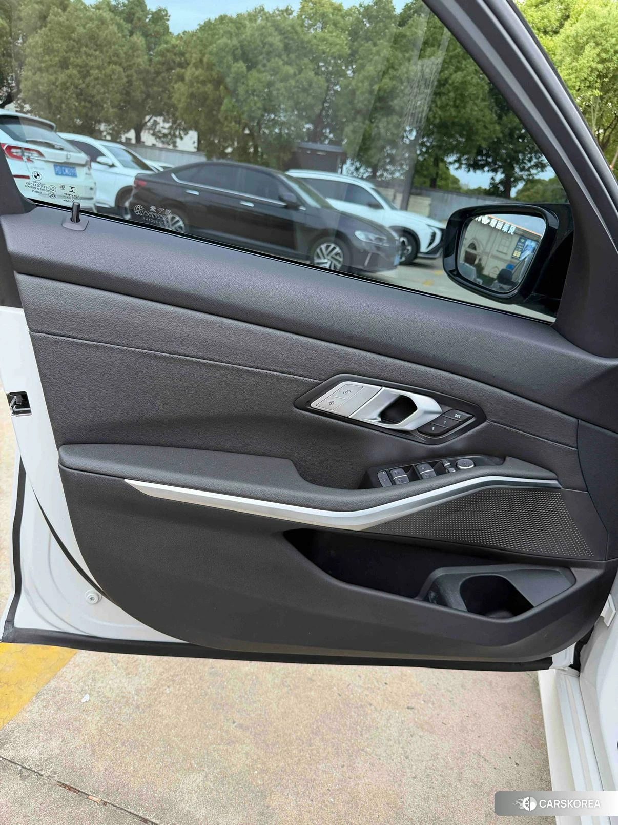 BMW 3 series id 4467612 из Китая 11