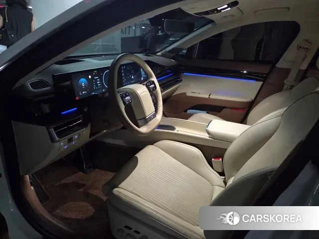 Hyundai Grandeur (GN7) id 3027141 из Кореи 10