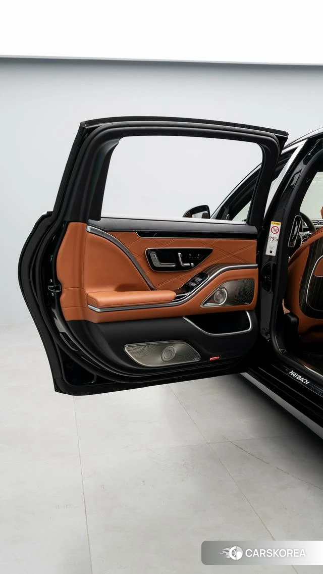 Mercedes-Benz Maybach S-class id 4256124 из Китая 20