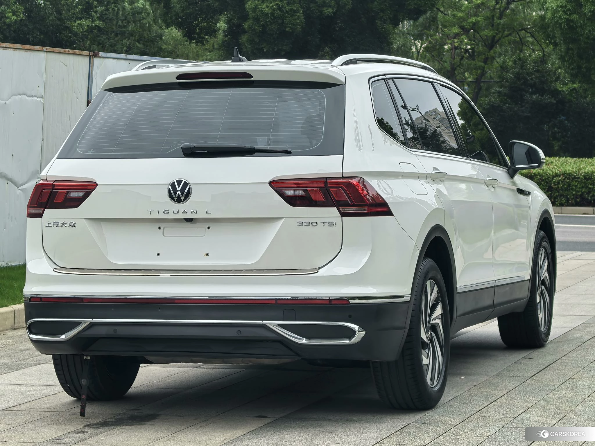 Volkswagen Tiguan L id 4510616 из Китая 13