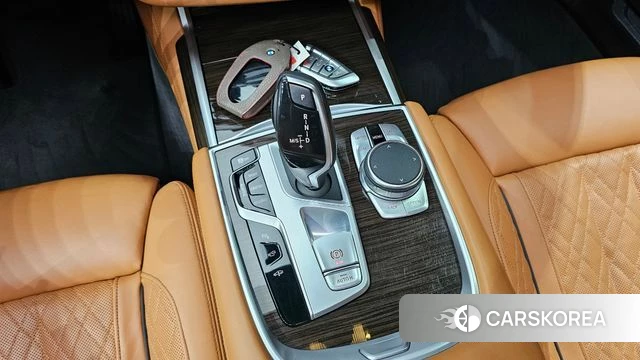 BMW 7 Series (G11) id 4245479 из Кореи 16