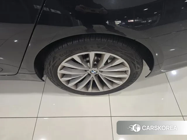 BMW 5 Series (G30) id 3333864 из Кореи 14