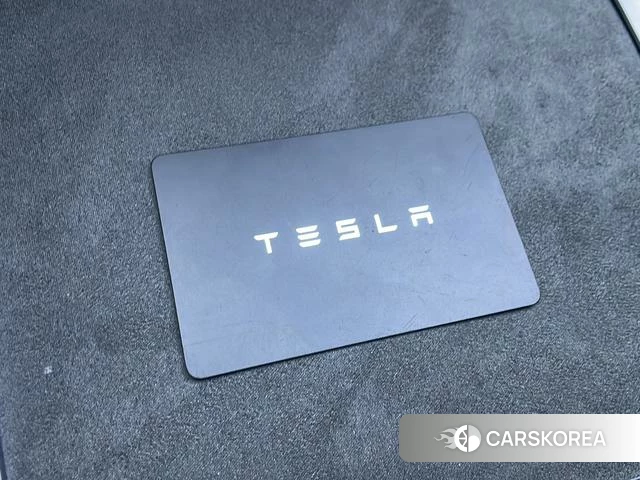 Tesla Model Y id 3908153 из Китая 16