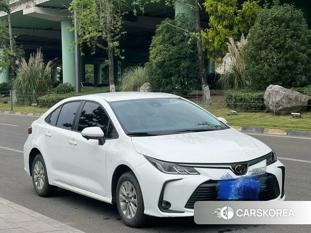 Toyota Corolla 2021 Белый из Китая, фото 6