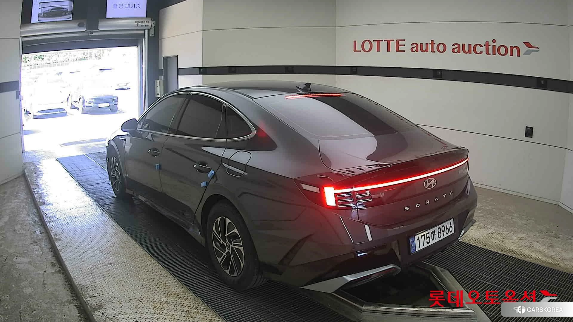 Hyundai Sonata Hybrid id 4296829 из Кореи 33