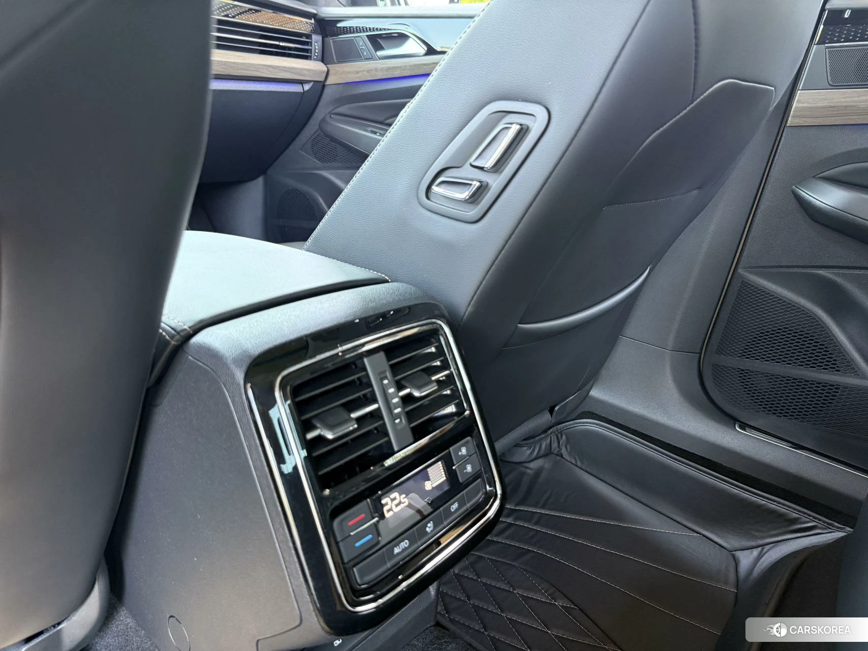 Volkswagen Passat 2021 Шампань из Китая, фото 6