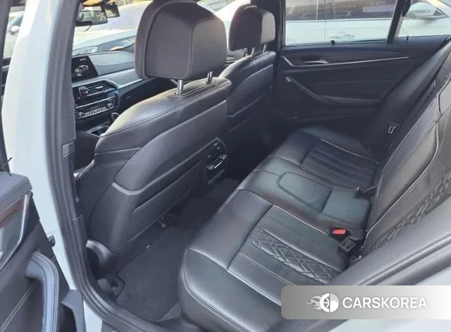 BMW 5 Series (G30) id 3505618 из Кореи 10