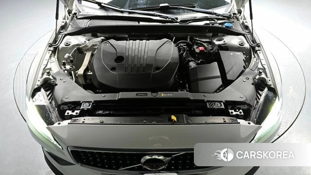 Volvo V60 Cross-Country 2nd Generation id 3885047 из Кореи 16