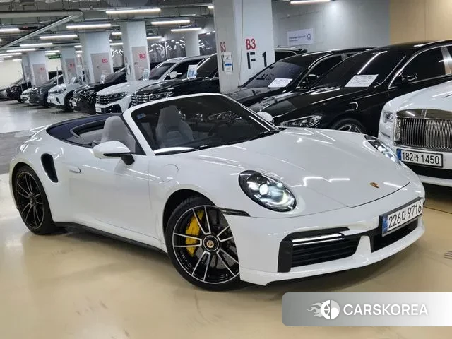 Porsche 911(992) id 3186961 из Кореи 14