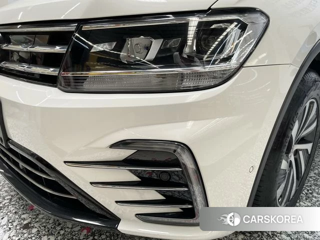 Volkswagen Tiguan L PHEV id 4399808 из Китая 14