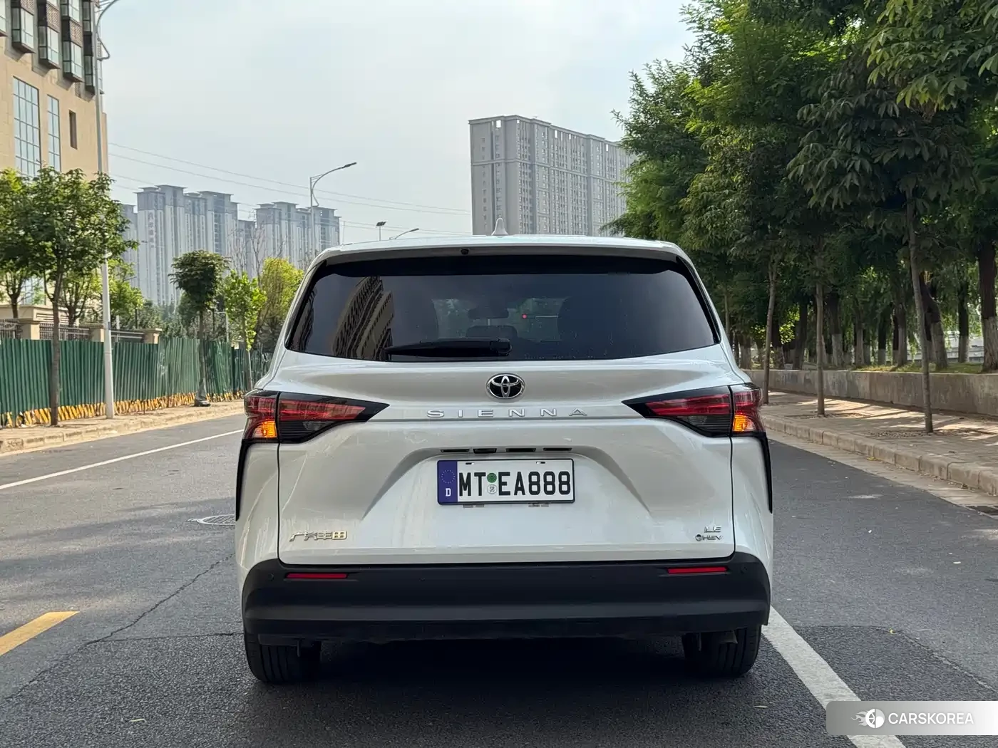 Toyota Sienna 2025 Белый из Китая, фото 6