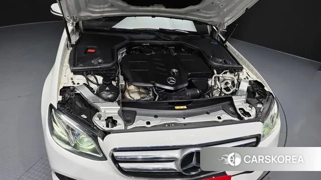 Mercedes-Benz E-Class W213 id 3766504 из Кореи 16