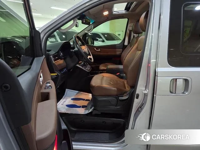 Hyundai The New Grand Starex id 3469183 из Кореи 16