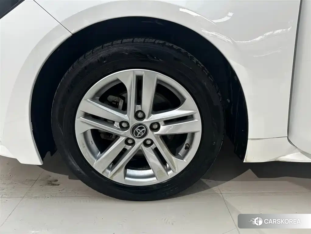Toyota Levin id 4546117 из Китая 26