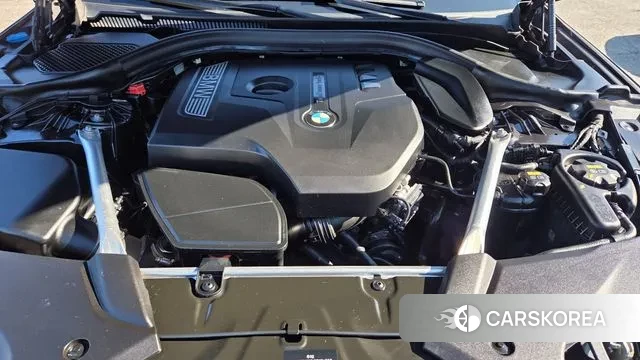 BMW 5 Series (G30) id 3319338 из Кореи 16