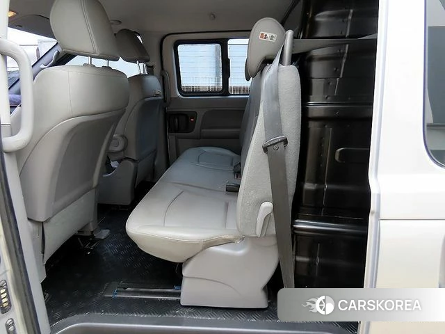 Hyundai The New Grand Starex id 3936907 из Кореи 14