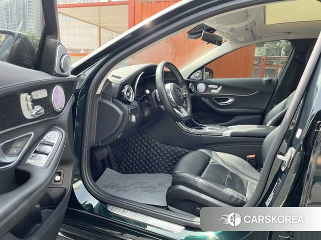 Mercedes-Benz Class C id 4366050 из Китая 23
