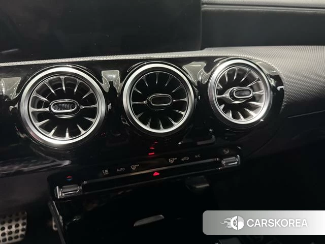 Mercedes-Benz CLA (import) id 4256860 из Китая 20