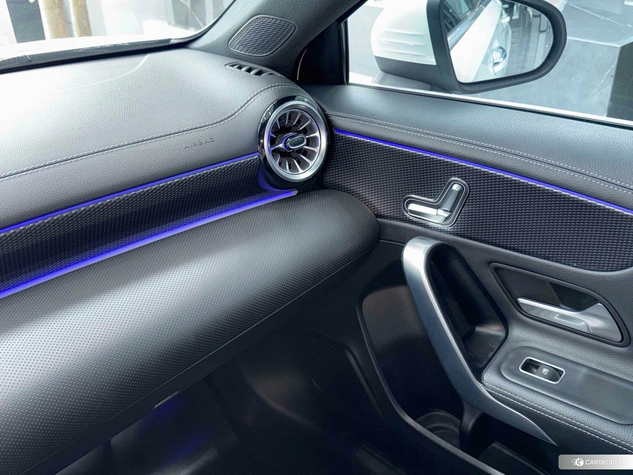 Mercedes-Benz Class A 2022 Белый из Китая, фото 6