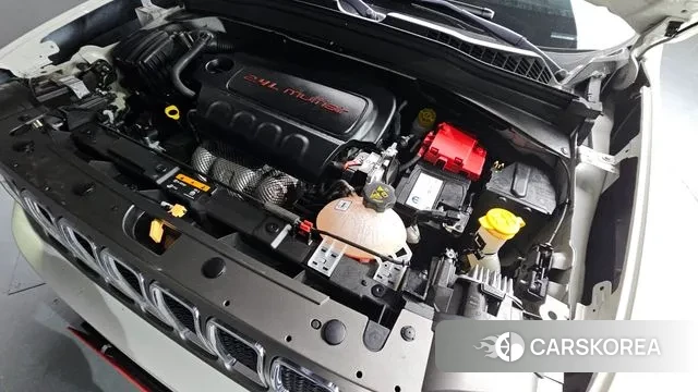 Jeep Renegade id 3611605 из Кореи 16