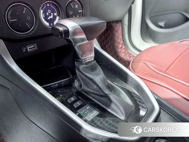 Citroen C3-XR id 3993375 из Китая 13