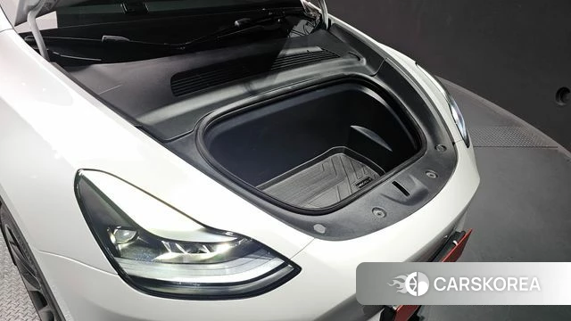 Tesla Model Y id 3922183 из Кореи 16