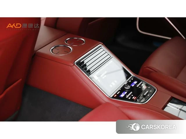 Porsche Panamera 2023 Темно-серый из Китая, фото 6
