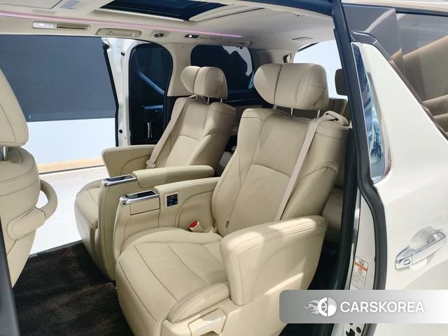 Toyota Elfa id 4263784 из Китая 14