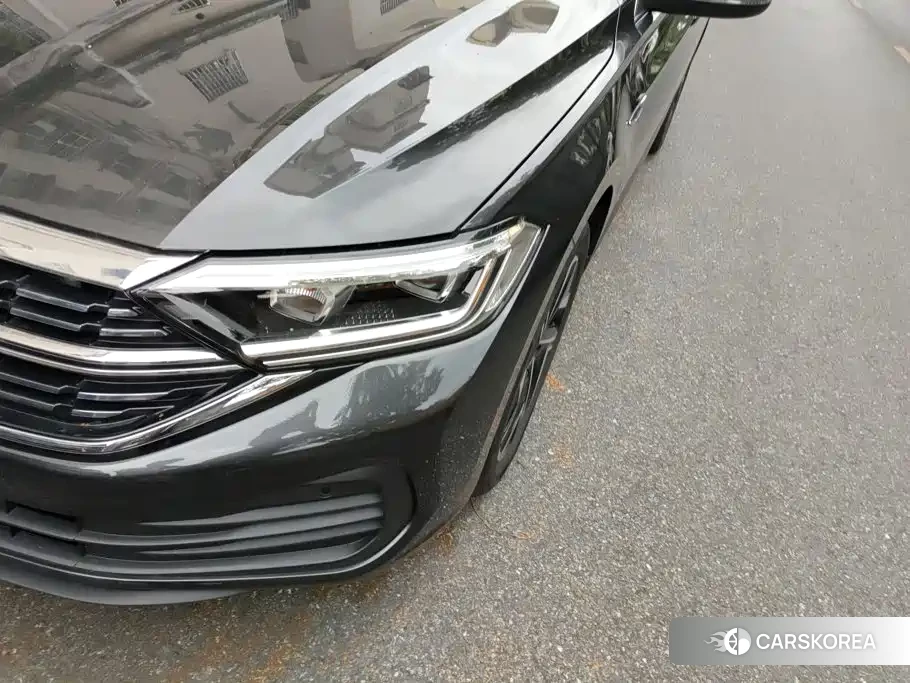 Volkswagen Sagitar id 4553734 из Китая 11
