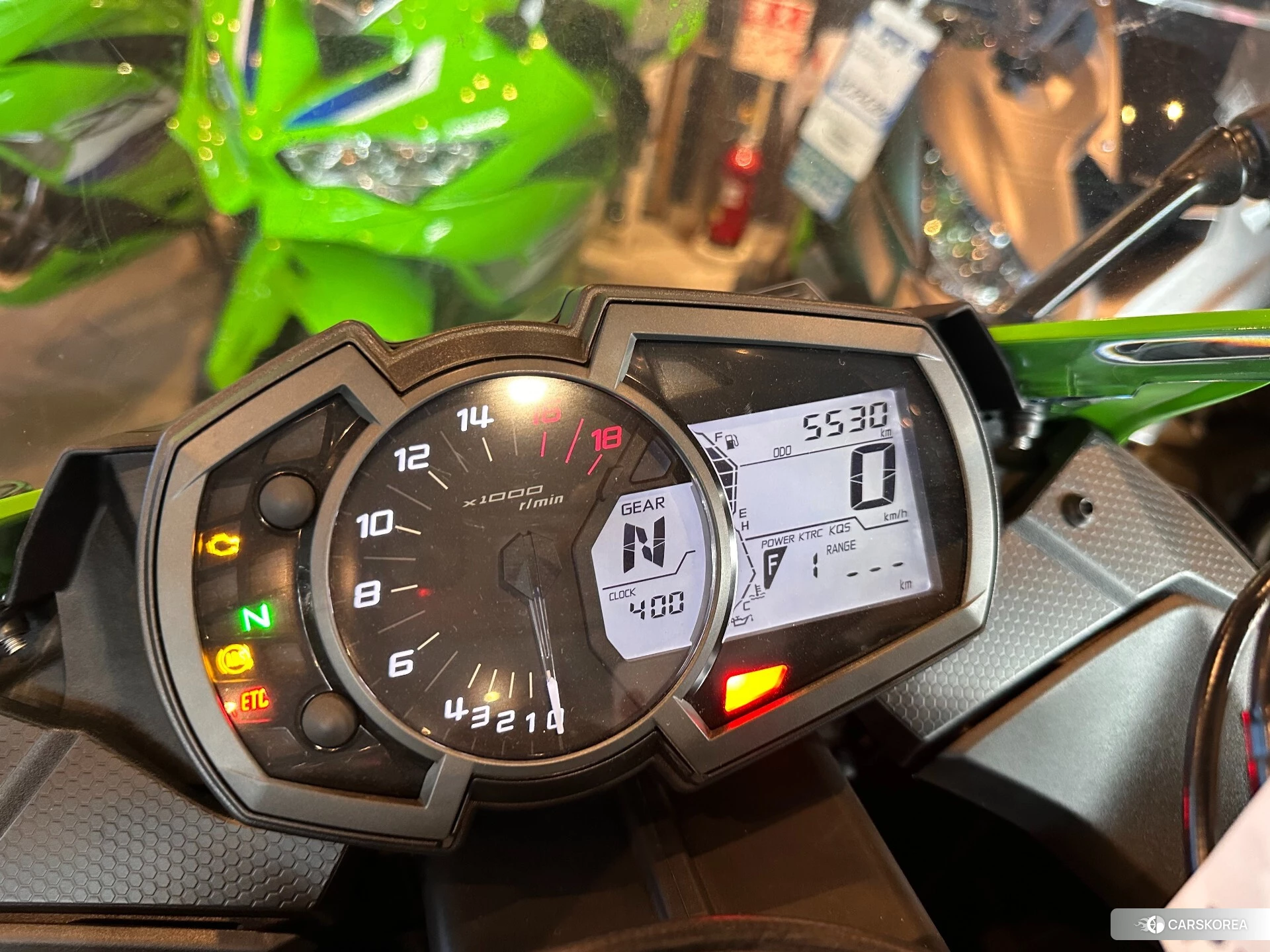 Kawasaki NINJA ZX-6R KRT id 4352779 из Японии 6