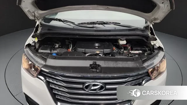 Hyundai The New Grand Starex id 3469821 из Кореи 16