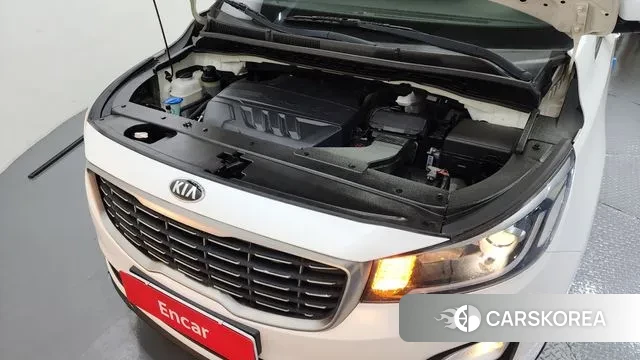 Kia The New Carnival id 3552898 из Кореи 16