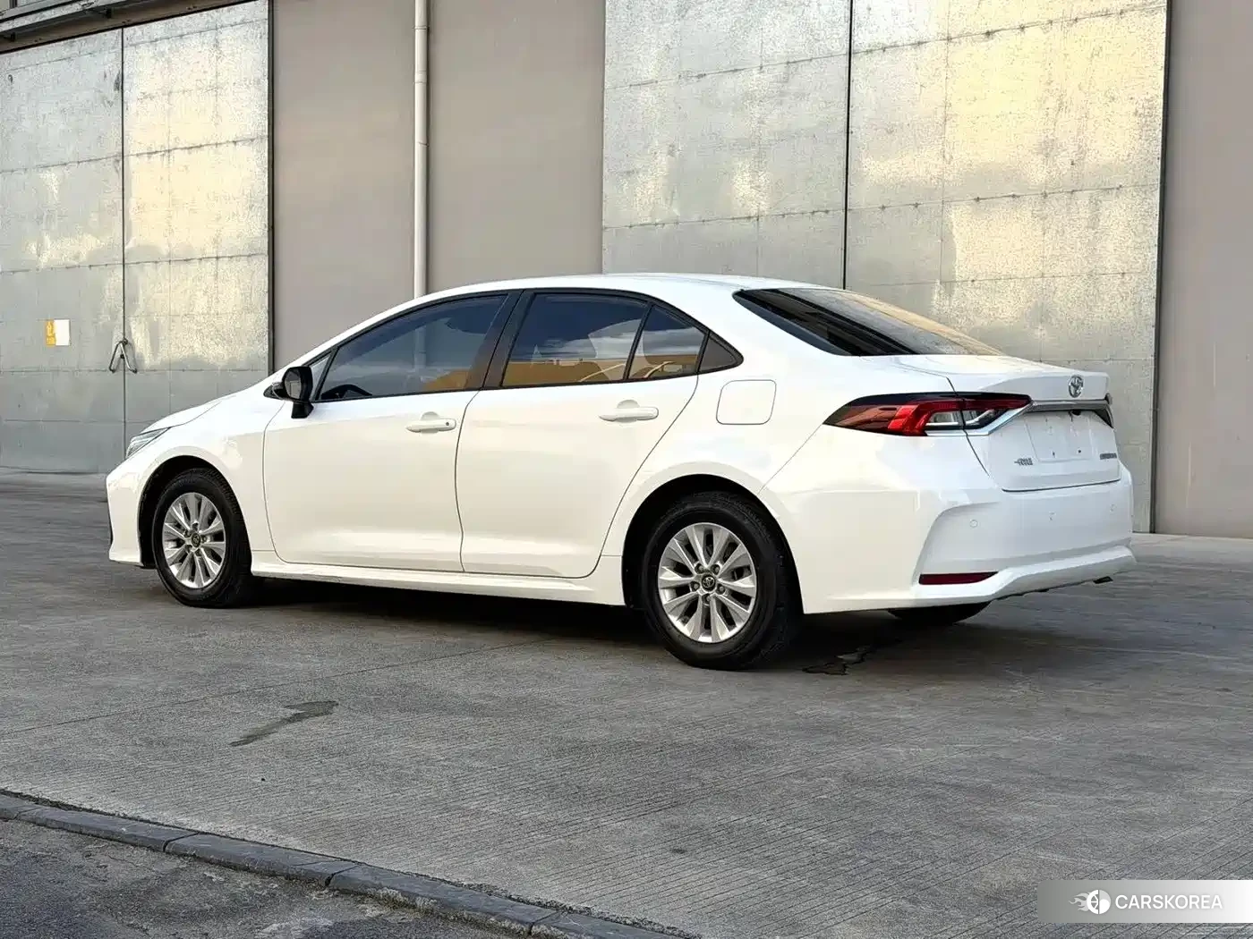 Toyota Corolla id 4570478 из Китая 10
